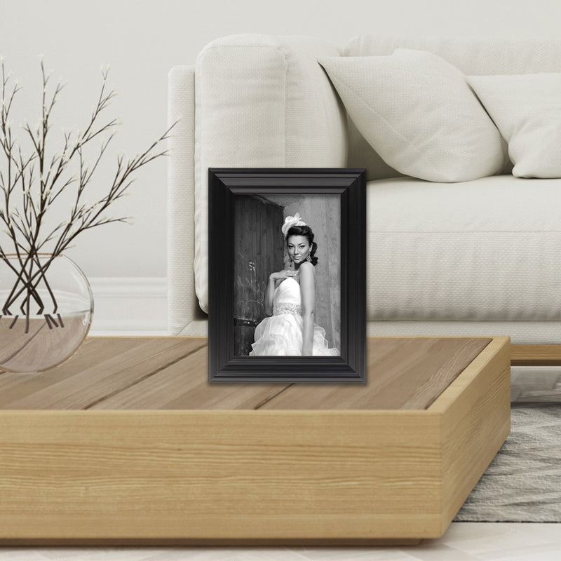 4x6 Classic Detailed Black Frame