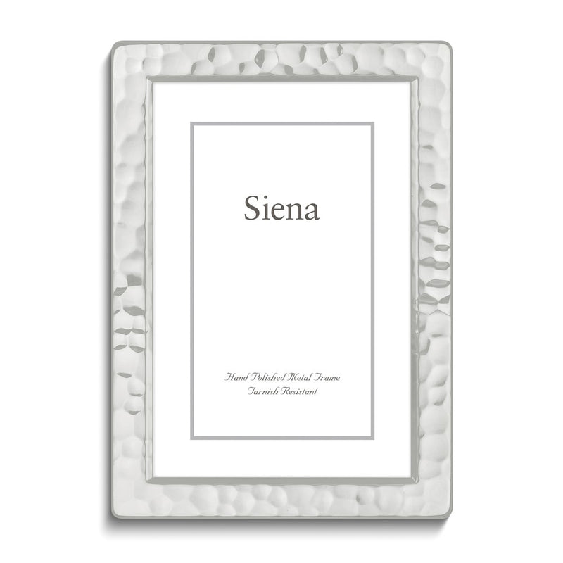 Silver-plated Tarnish-resistant Narrow Hammered 4x6 Frame