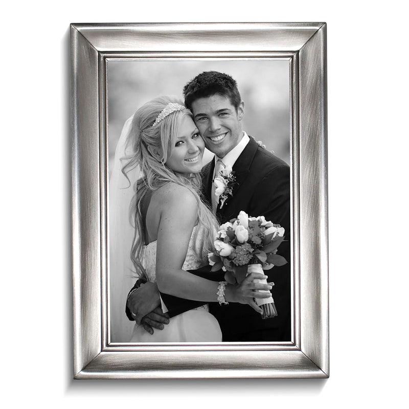 Classic Brushed Pewter 4x6 Photo Frame