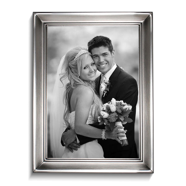 Classic Brushed Pewter 5x7 Photo Frame