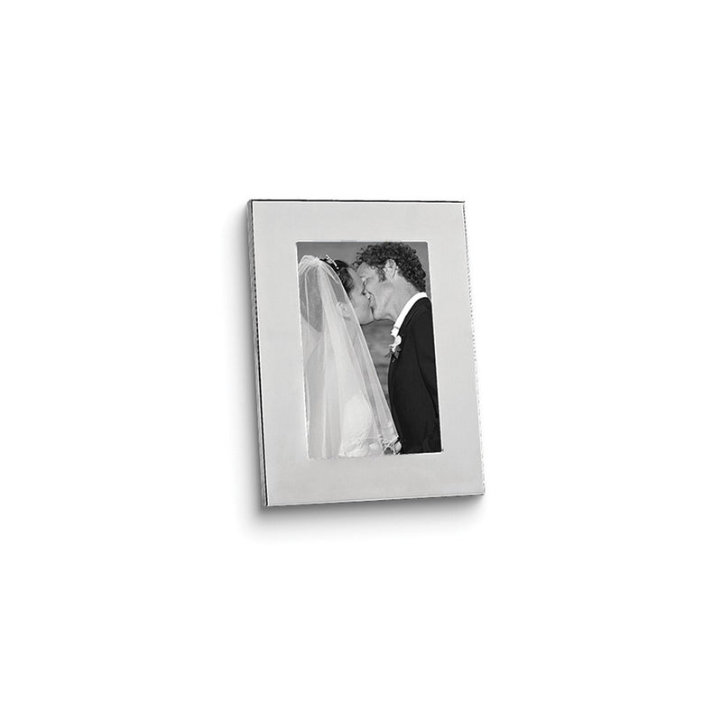 Nickel-plated Pearl Finish 8x10 Frame with Flocked Backing