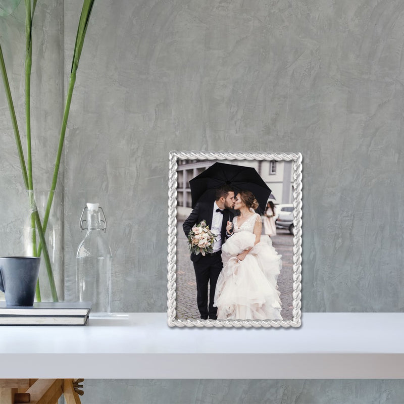 Silver-tone Rope 4x6 Metal Frame